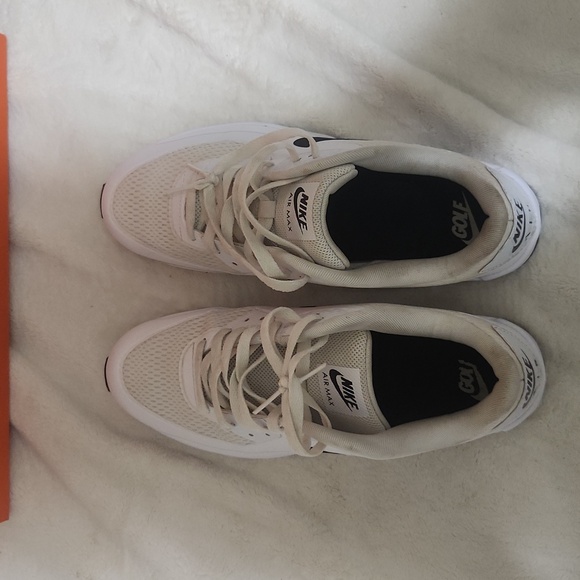 Nike golf shoes - Picture 2 of 5